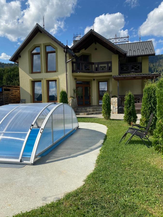 Vip House Villa Mykuljtsjin Eksteriør bilde