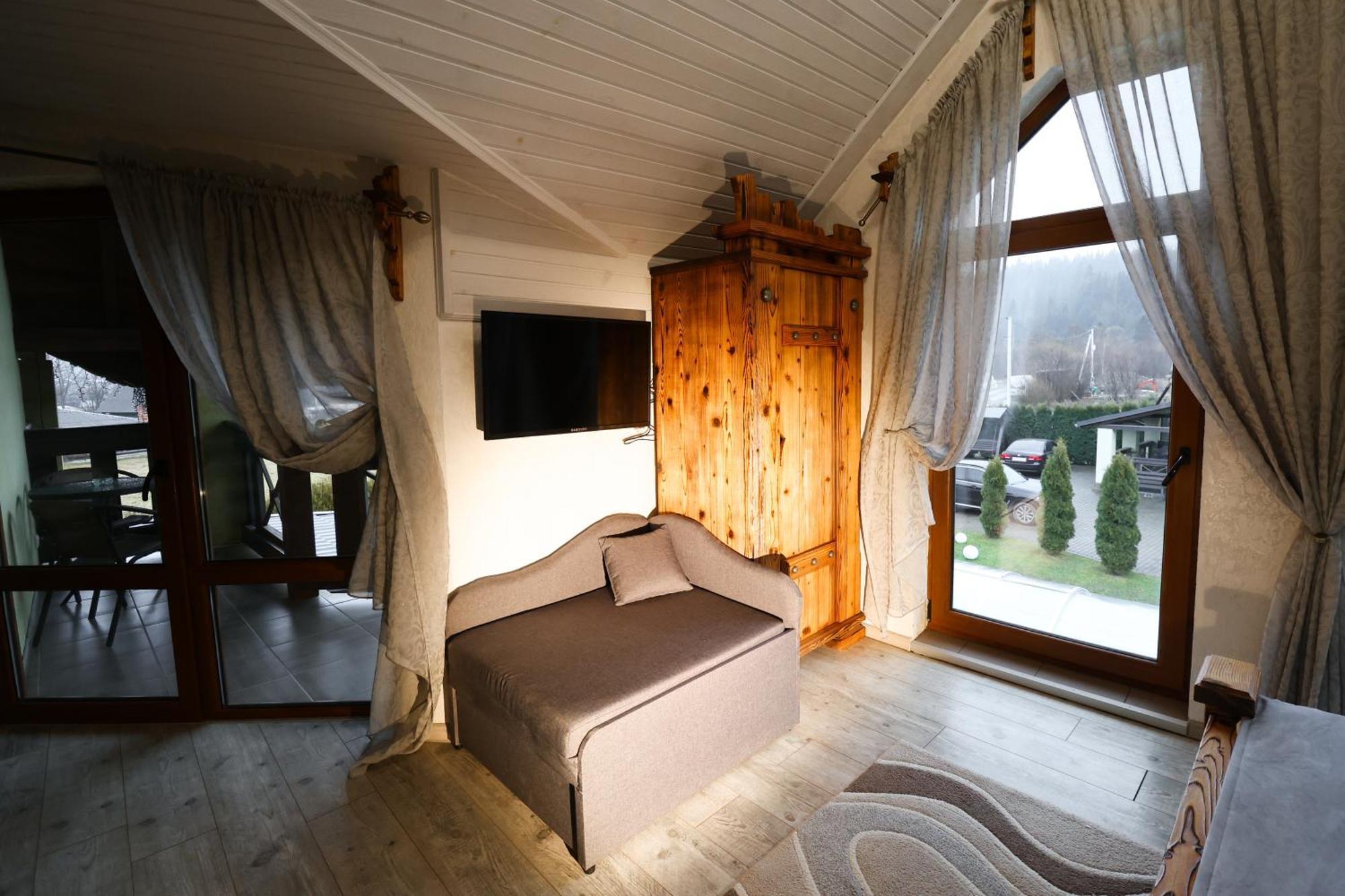 Vip House Villa Mykuljtsjin Eksteriør bilde