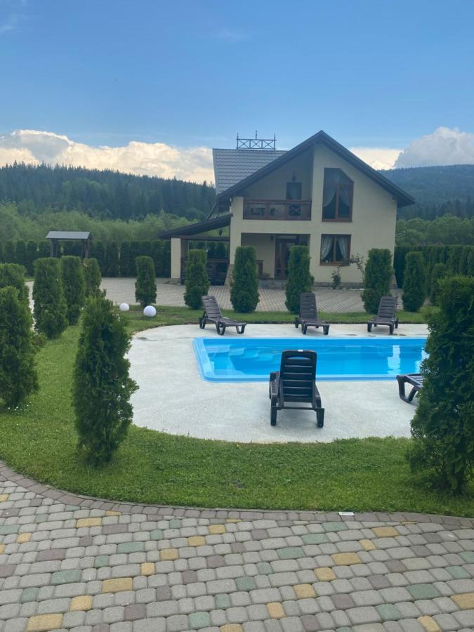 Vip House Villa Mykuljtsjin Eksteriør bilde